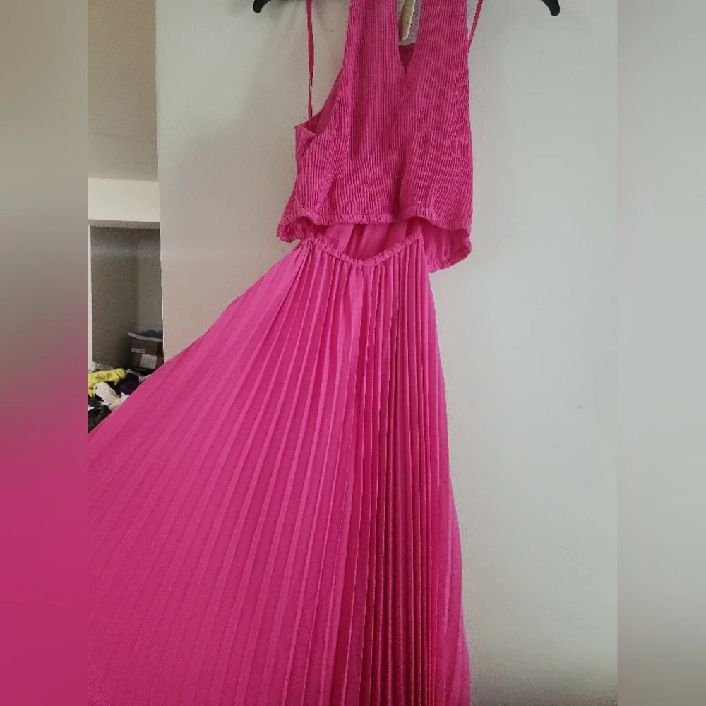 Michael Kors Halter Neck Pleated Cut-out Midi Dress cerise/pink Sz M BNWT